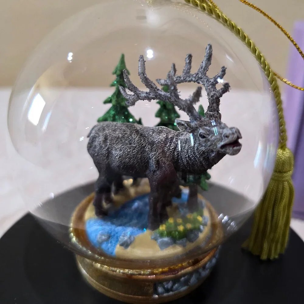 The Memory Globe Ornament ELK IN THE WOODS Christmas Holiday Boxed Flavia Milano